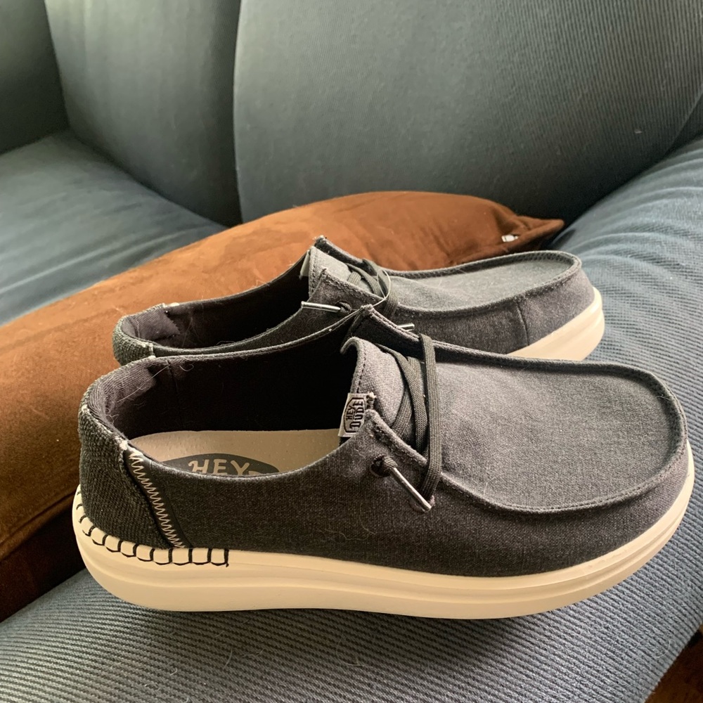Womens Hey Dude shoes size 7